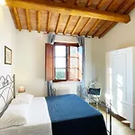 Oliveta Blu: Elegante A Due Passi Dal Centro